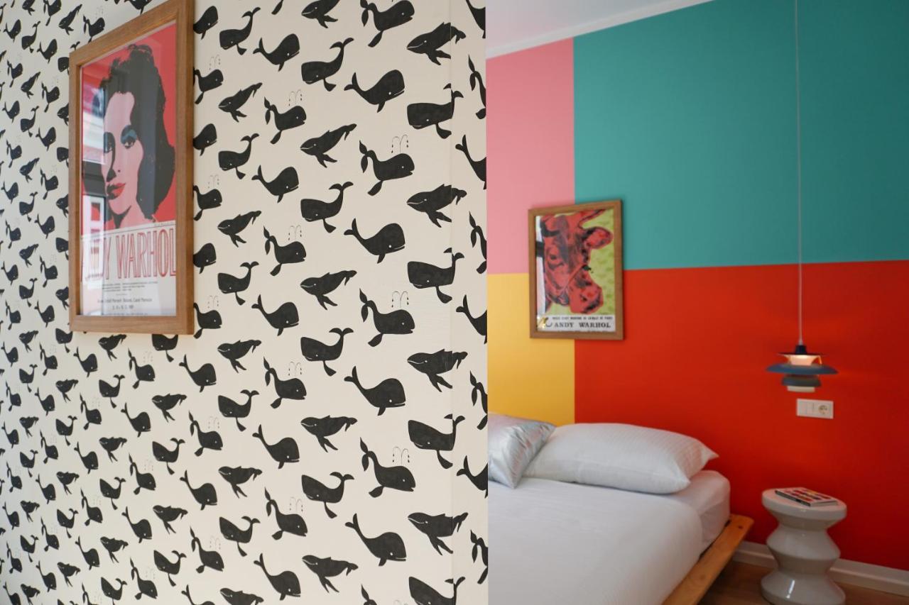 Vibrant Design Apartments - Full Kitchen - Wi-Fi - 18 Mins To City Centre Wina Bagian luar foto
