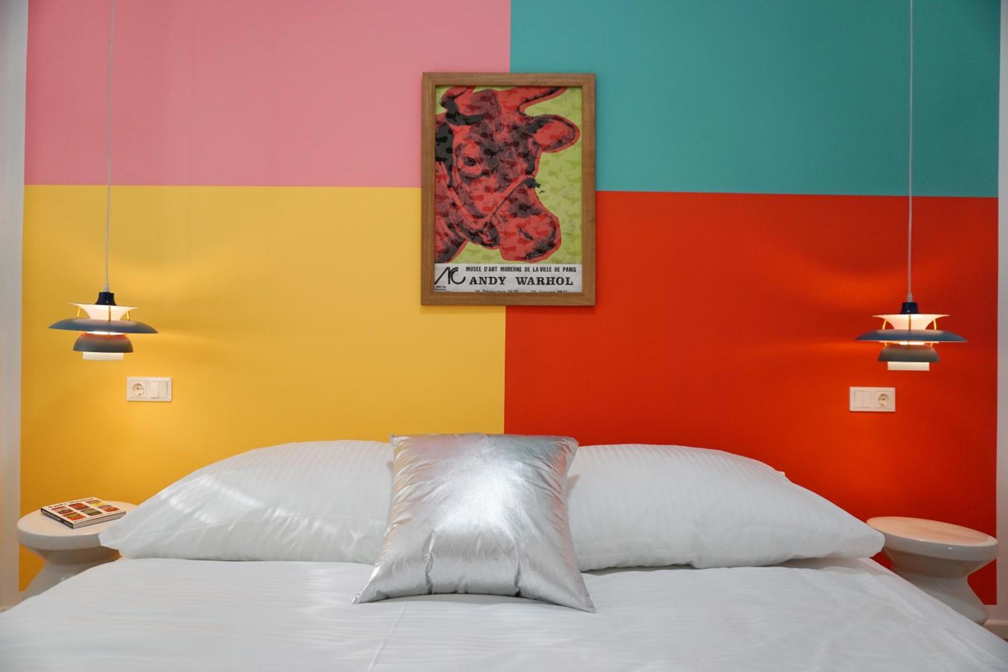 Vibrant Design Apartments - Full Kitchen - Wi-Fi - 18 Mins To City Centre Wina Bagian luar foto